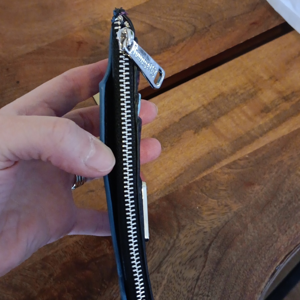 Rare Loungefly Haunted Mansion Exclusive Black Widow Bride Cardholder - Picture 5 of 14